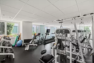 121 Vine St, Seattle, WA 98121 - Photo 29