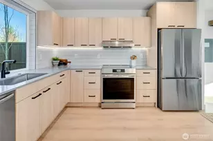 4411 S Holly St, Seattle, WA 98118 - Photo 5