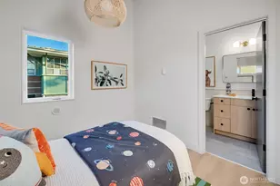 4411 S Holly St, Seattle, WA 98118 - Photo 25