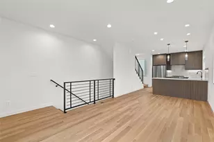 313 17th Ave E, Seattle, WA 98112 - Photo 13