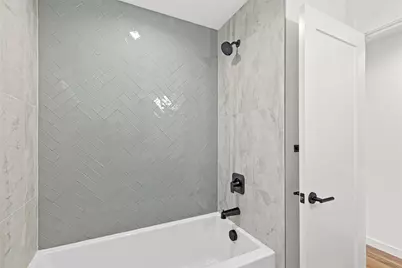 313 17th Avenue E, Seattle, WA 98112 - Photo 9