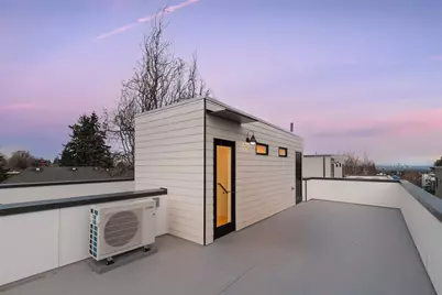 313 17th Avenue E, Seattle, WA 98112 - Photo 29