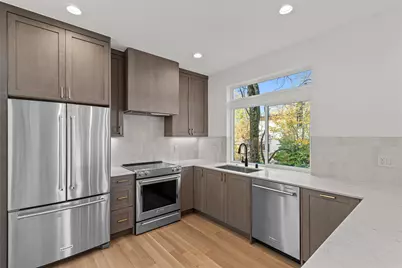 313 17th Avenue E, Seattle, WA 98112 - Photo 19