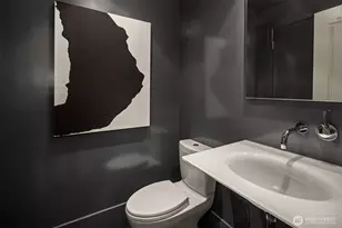 721 Harvard Ave E, Seattle, WA 98102 - Photo 13