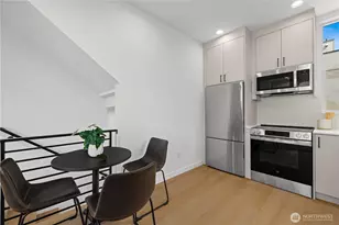 3850 Carr Pl N, Seattle, WA 98103 - Photo 13