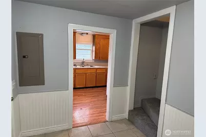 1530 N Lafayette Avenue, Bremerton, WA 98312 - Photo 17