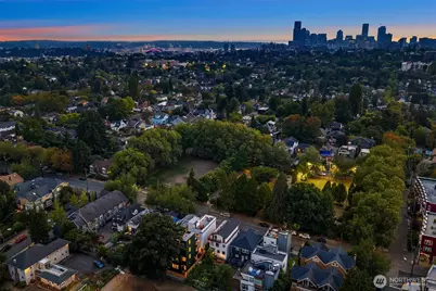 920 34th Avenue #B, Seattle, WA 98122 - Photo 29