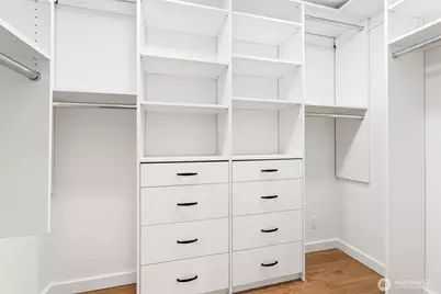 11100 NE 24th (Private Driveway) Street, Bellevue, WA 98004 - Photo 25