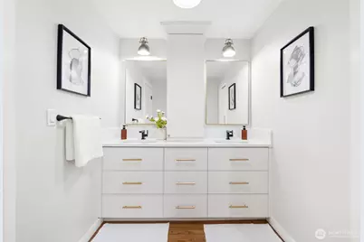 11100 NE 24th (Private Driveway) Street, Bellevue, WA 98004 - Photo 23