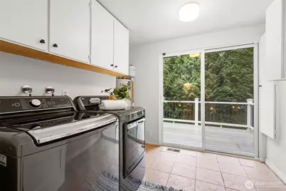 11100 NE 24th (Private Driveway) Street, Bellevue, WA 98004 - Photo 29