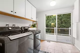 11100 NE 24th (Private Driveway) St, Bellevue, WA 98004 - Photo 29