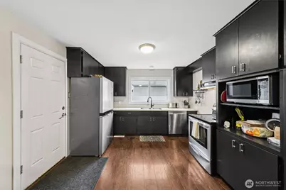 2921 Fredricksen Street, Enumclaw, WA 98022 - Photo 9