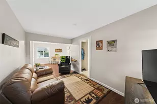 2921 Fredricksen St, Enumclaw, WA 98022 - Photo 5