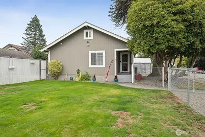 2921 Fredricksen Street, Enumclaw, WA 98022 - Photo 3
