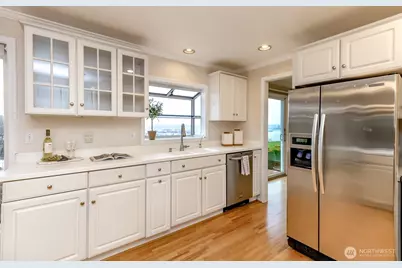 4512 Browns Point Boulevard, Tacoma, WA 98422 - Photo 21