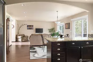 942 Walker Heights Pl, Oak Harbor, WA 98277 - Photo 9