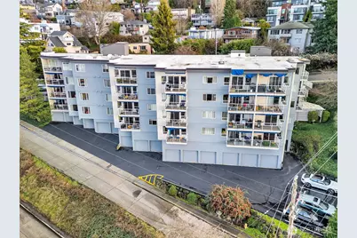 2221 Gilman Drive W #205, Seattle, WA 98119 - Photo 25