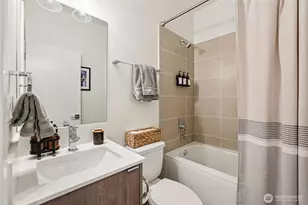 2403 SW Edmunds St, Seattle, WA 98106 - Photo 19