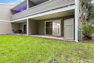 12510 NE 130th Way #B106, Kirkland, WA 98034 - Photo 17