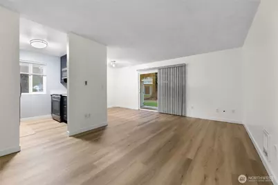 12510 NE 130th Way #B106, Kirkland, WA 98034 - Photo 5