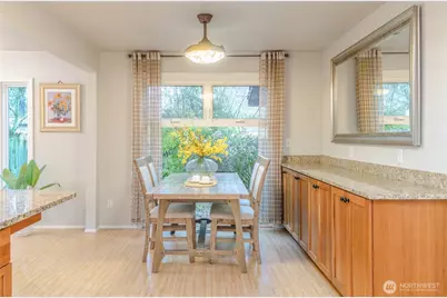 604 128 Avenue SE, Bellevue, WA 98005 - Photo 5