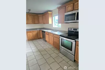 1205 Cedar Street, Raymond, WA 98577 - Photo 13