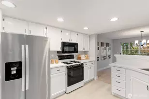 8518 134th Ct NE, Redmond, WA 98052 - Photo 15