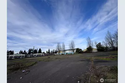 9825 Pacific Avenue S, Tacoma, WA 98444 - Photo 7