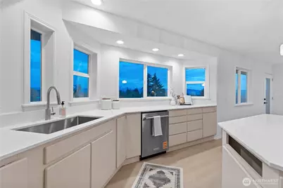 9938 257th Street Ct E, Graham, WA 98338 - Photo 15