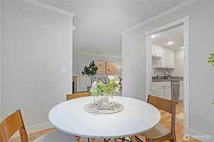 10401 NE 32nd Pl, Bellevue, WA 98004 - Photo 15