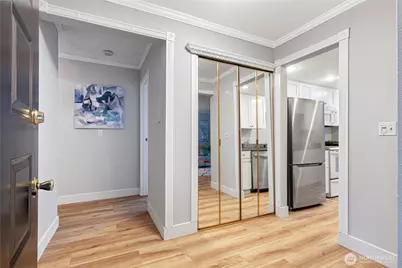 10401 NE 32nd Place #A101, Bellevue, WA 98004 - Photo 7