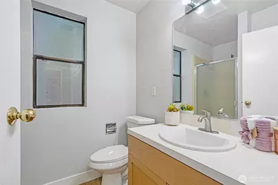 10401 NE 32nd Place #A101, Bellevue, WA 98004 - Photo 21