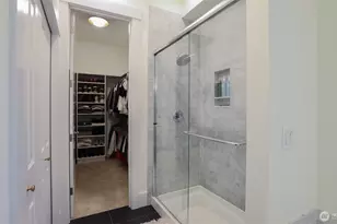 629 Field Pl NE, Renton, WA 98059 - Photo 23