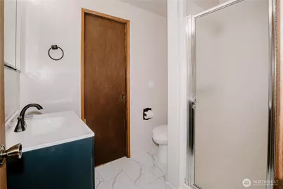 22014 54th Avenue W, Mountlake Terrace, WA 98043 - Photo 23