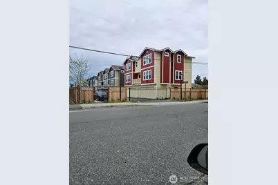 3403 S 144th Lane, Tukwila, WA 98168 - Photo 3