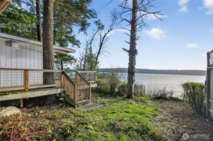 1284 Dines Point Rd, Greenbank, WA 98253 - Photo 23