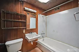 1284 Dines Point Rd, Greenbank, WA 98253 - Photo 17