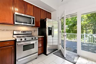 6540 19th Ave NE, Seattle, WA 98115 - Photo 11