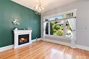 6540 19th Ave NE, Seattle, WA 98115 - Photo 5