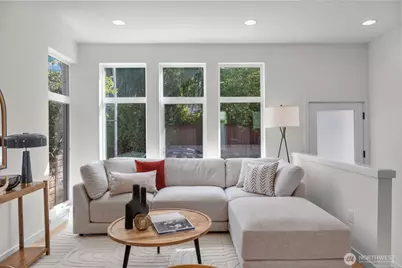 505 11th Avenue E, Seattle, WA 98102 - Photo 3