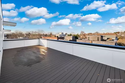 505 11th Avenue E, Seattle, WA 98102 - Photo 25