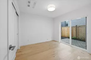 7320 11th Ave NE, Seattle, WA 98115 - Photo 3