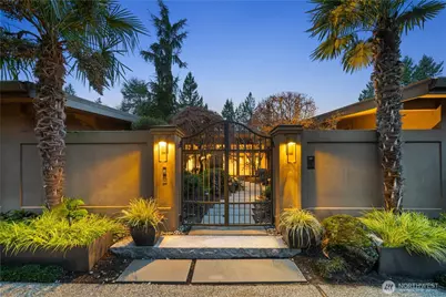 3215 78th Place NE, Medina, WA 98039 - Photo 1