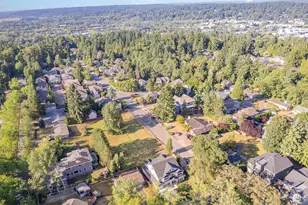 14820 NE 70th Ct, Redmond, WA 98052 - Photo 39