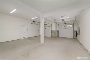 14820 NE 70th Ct, Redmond, WA 98052 - Photo 35