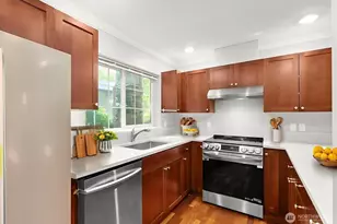 25025 SE Klahanie Blvd, Issaquah, WA 98029 - Photo 3