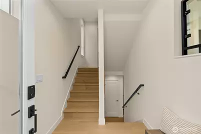 5203 Sand Point Way NE, Seattle, WA 98105 - Photo 3