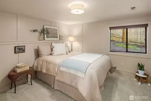 10250 SE 21st St, Bellevue, WA 98004 - Photo 31