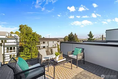 3607 Linden Avenue N, Seattle, WA 98103 - Photo 21