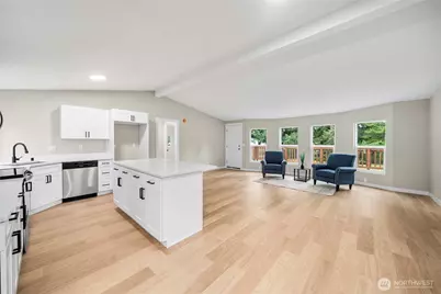 21221 129th Street Ct E, Bonney Lake, WA 98391 - Photo 9